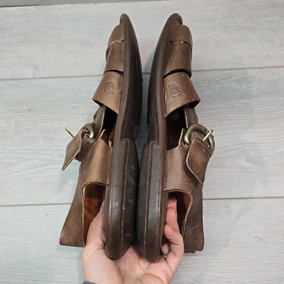 Born Mens Ankle Leather Fisherman Sandals shoes sz 10M